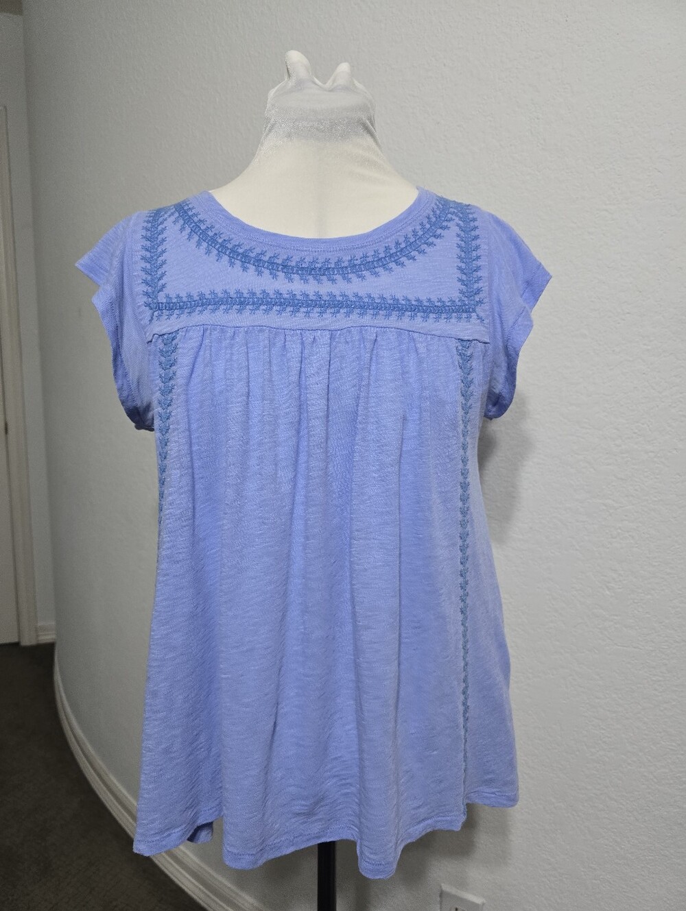 GAP Periwinkle Embroidered Peasant Top Blouse Blue M Boho Cottagecore Grandma